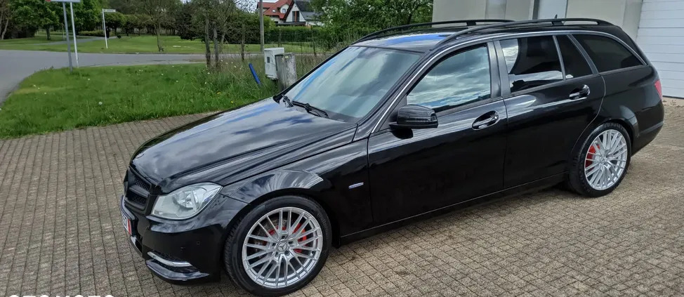 samochody osobowe Mercedes-Benz Klasa C cena 32999 przebieg: 247000, rok produkcji 2011 z Swarzędz